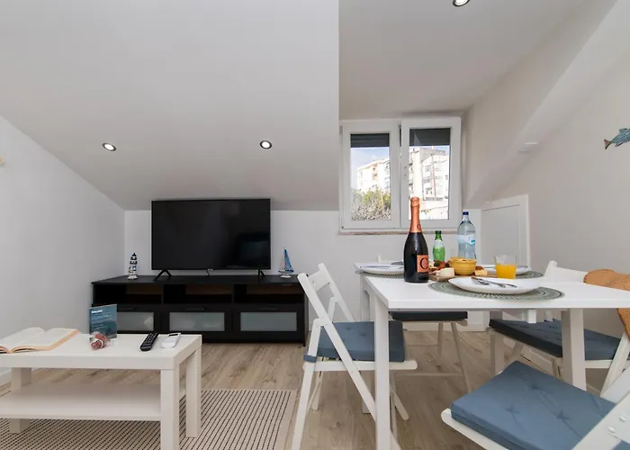 Apartamento Center- T1 For 4 , 2 Min From The